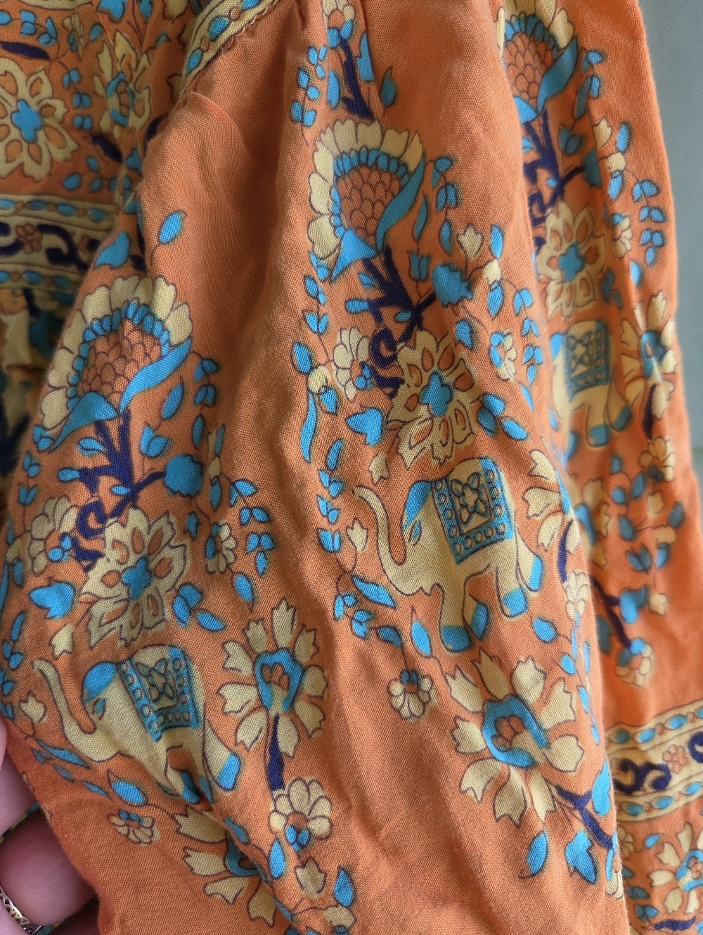 R. Vivimos Blouse - Picture 3 of 4